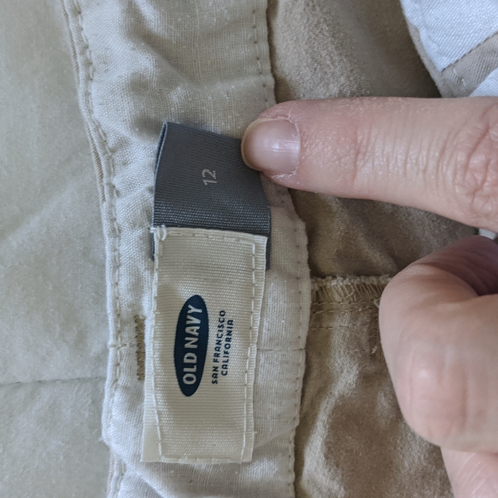 Cherokee shorts - Picture 2 of 3